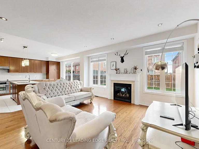 72 Staglin Ct — Photo 4