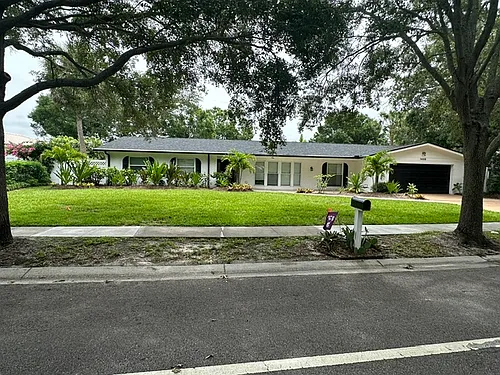 1405 Stewart Blvd Photo 1