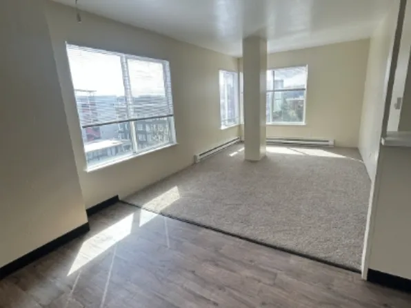 4130 11th Ave NE #4009, Seattle, WA 98105