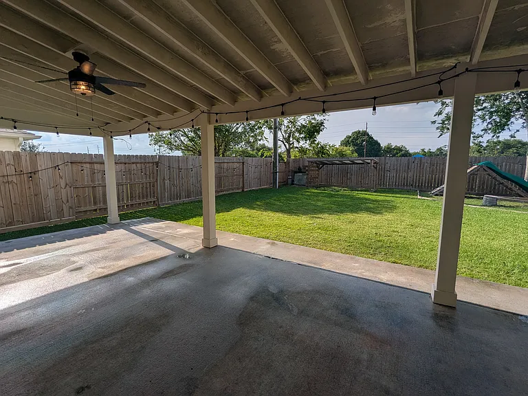 15406 Lynford Crest Dr — Photo 20
