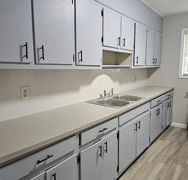 245 Stafford St NW #A — Photo 3
