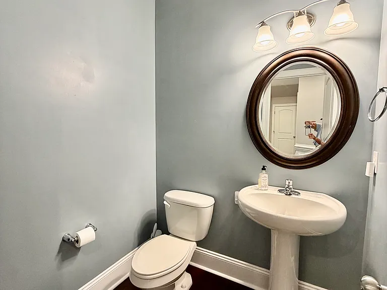 10141 Loch Lomond Dr — Photo 13