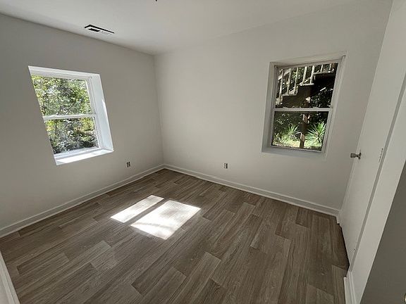 4th image of 1113 Gurley St #B