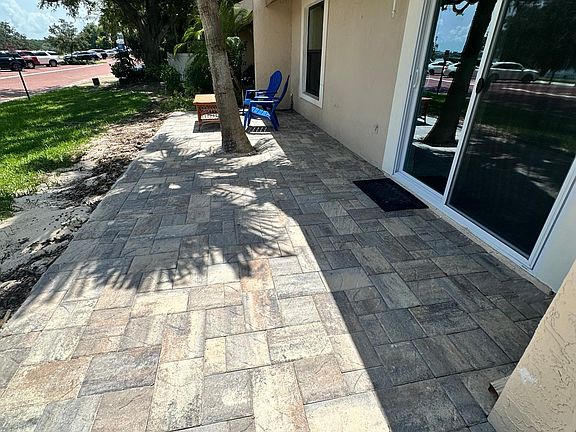 4th image of 777 W Osceola St