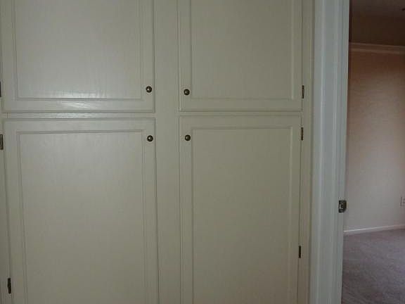 5th image of 1736 E Hampton Ave