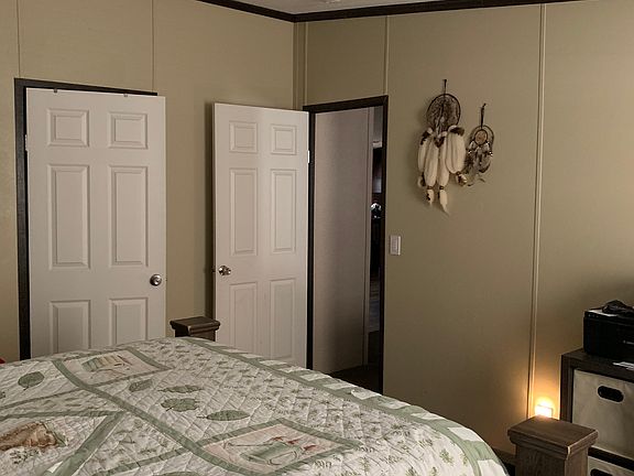 5th image of 2102 Stone Meadow Cir