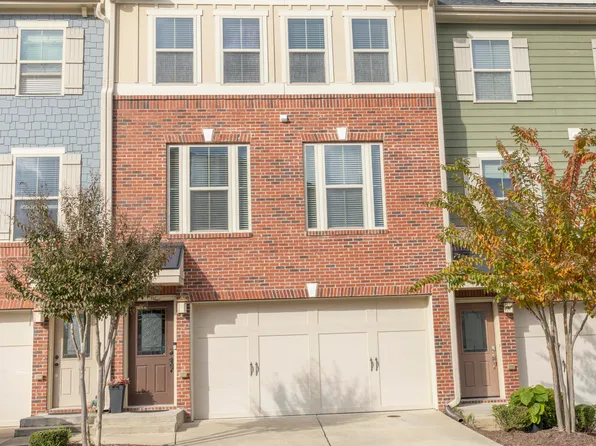 2126 Whitesmith Dr, Apex, NC 27502