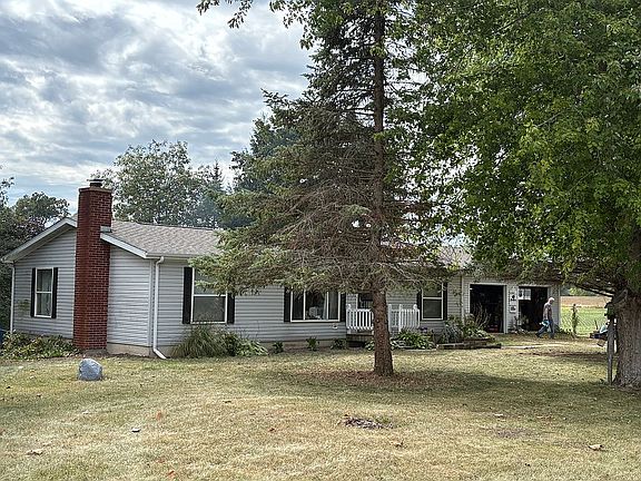 3rd image of 4105 E Peachy Rd