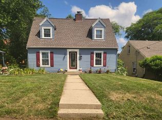 2420 Pelham Rd, Rockford, IL 61107