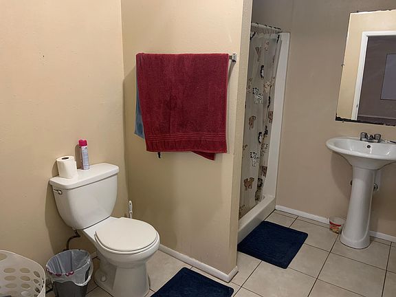 Master bedroom bathroom