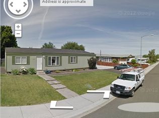 6209 Crestfields Rd, Yakima, WA 98903