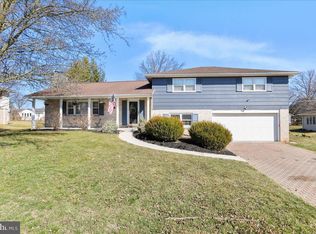 173 Colonial Dr, Chambersburg, PA 17202