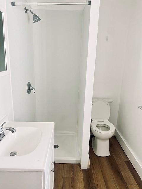 Bathroom w/Free Standing Shower