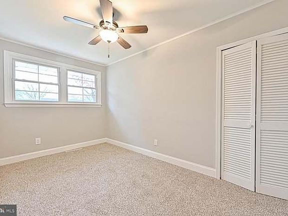 4th image of 1208 Cedar Ave