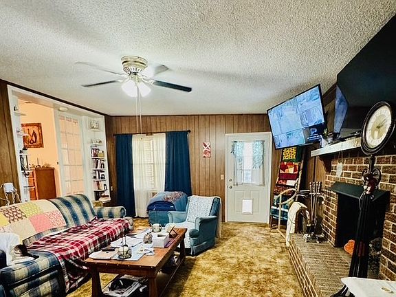 6th image of 505 E Hart Ave