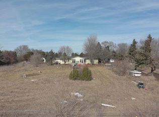 1945 Bunker Hill Rd, Central City, IA 52214