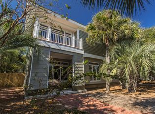 45 Seacrest Dr, Seacrest, FL 32461