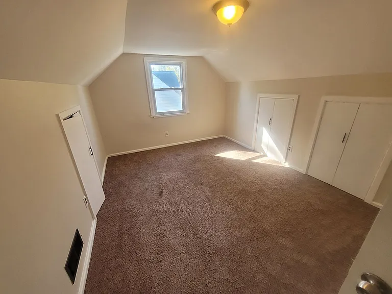 6987 Greenleaf Ave — Photo 15