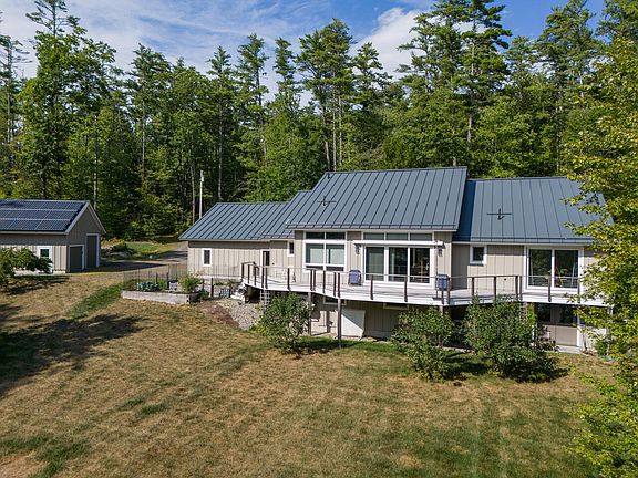 4th image of 431 Sennett Road