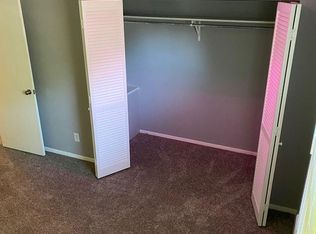 2201 Lexington Dr APT B, Springfield, IL 62704