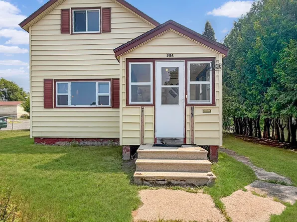 604 Section St, Norway, MI 49870