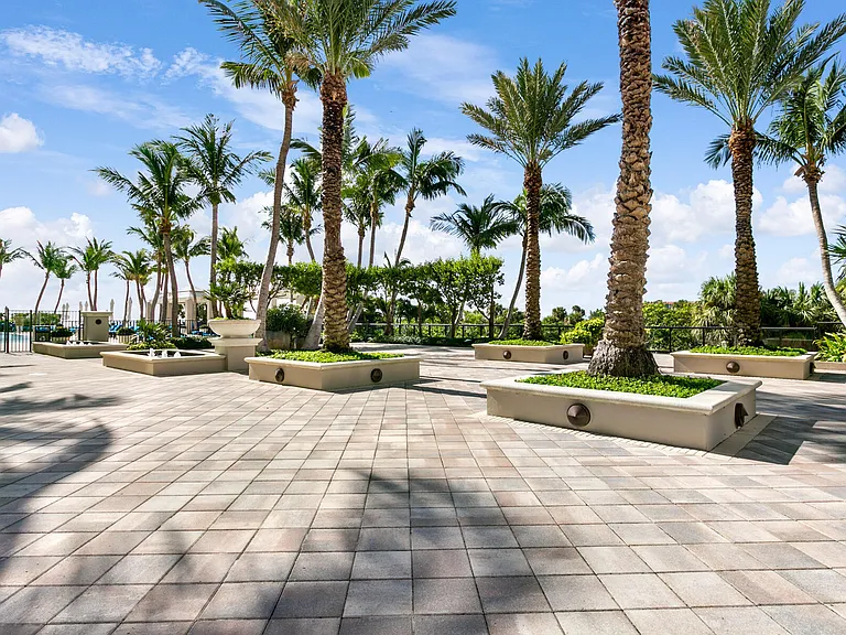 2700 N Ocean Dr #501A — Photo 63