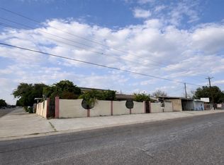 1702 Elm St, Zapata, TX 78076