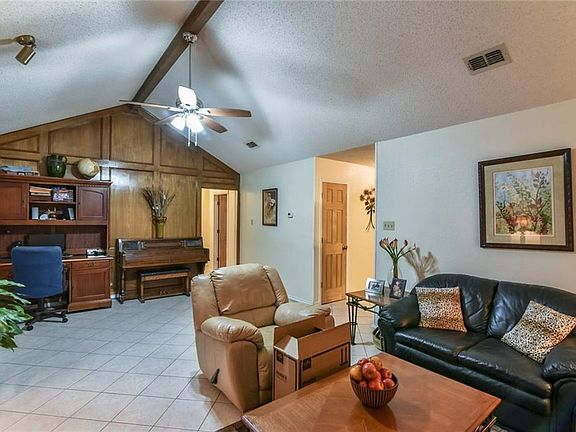 5th image of 6636 Spoonwood Ln
