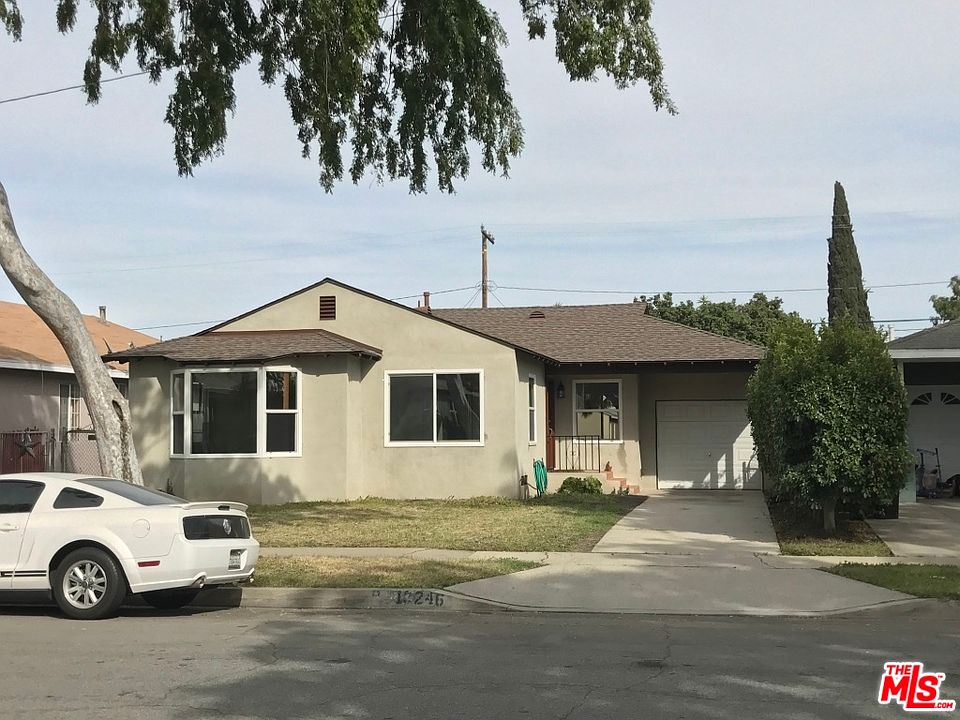 1st image of 13246 McKinley Ave