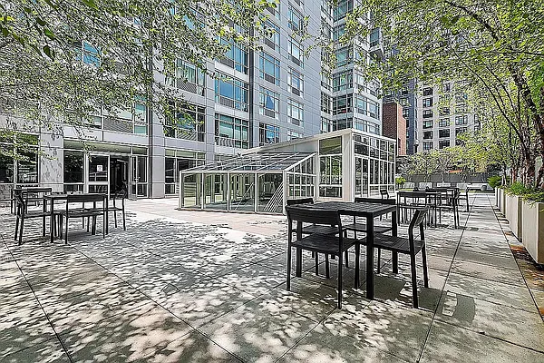 Rented by Brick&Mortar | media 14