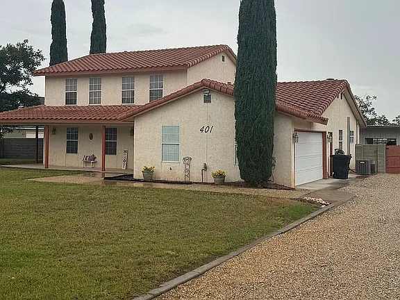401 Who Who Dr — exterior photo