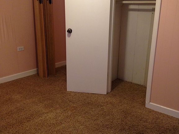 Smaller bedroom