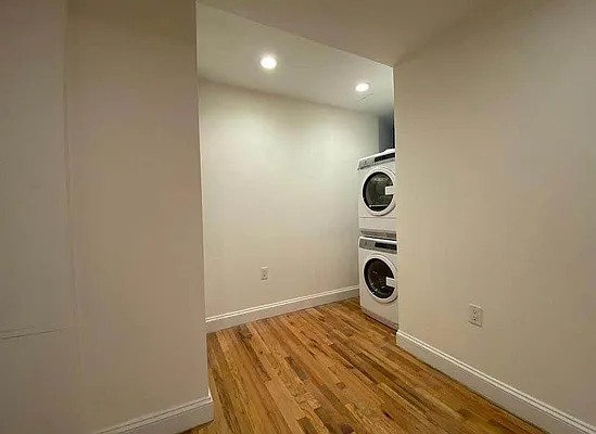 Rented by EastMount Realty LLC | media 5