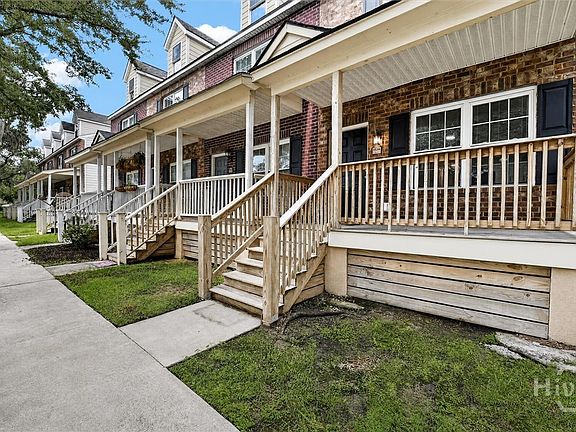 3rd image of 1516 E Henry Street