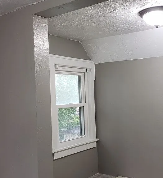 1029 S Buckeye St — Photo 10