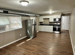 206 Locust St APT 2, Burlington, IA 52601
