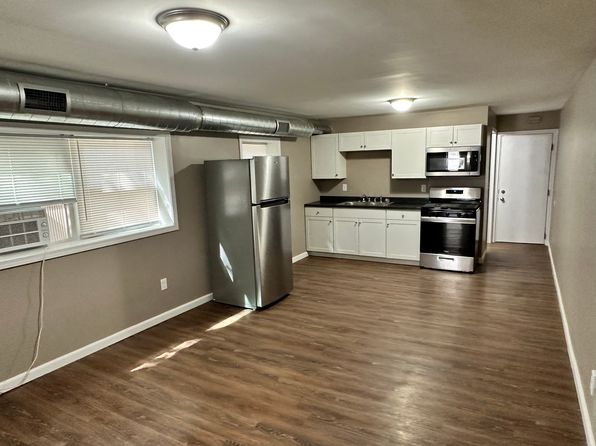 206 Locust St APT 2