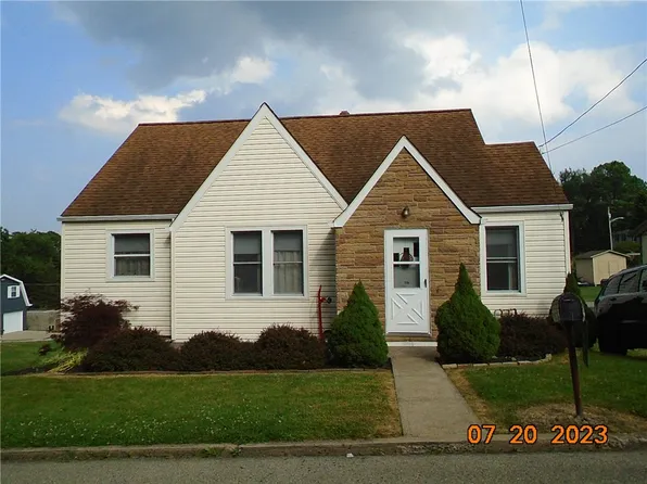 1731 South Ave, Leechburg, PA 15656