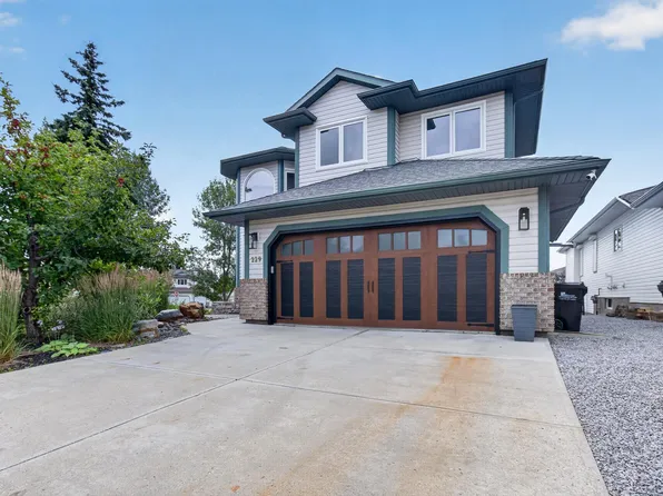 229 Hillcrest Ct, Strathcona County, AB T8A 5V5