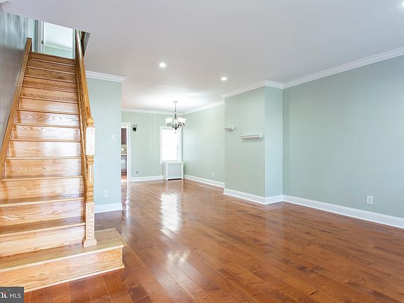 3rd image of 7366 Buist Ave