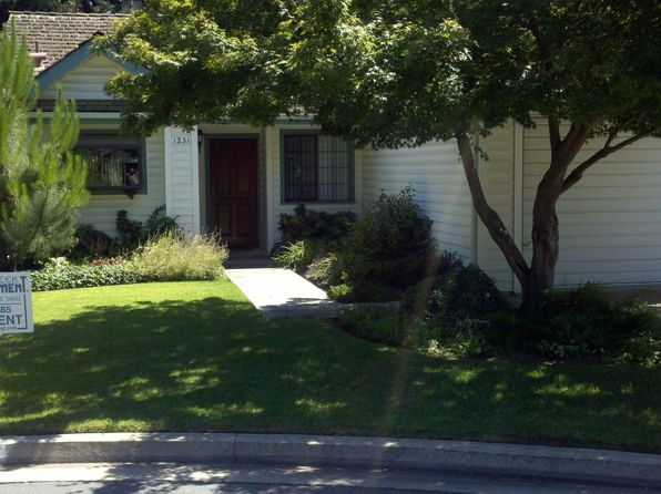 1231 W Whispering Pines Ct