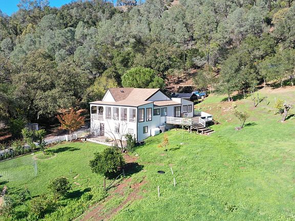 3rd image of 31258 Highway 128 Road