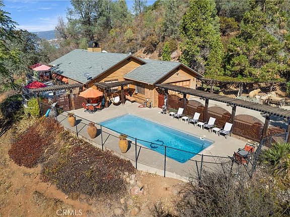 4th image of 6625 Soda Bay Rd