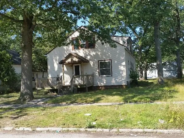 2441 Maffett St, Muskegon Heights, MI 49444
