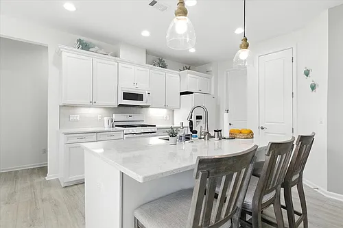 65 Sandbar Ln #101 Photo 1