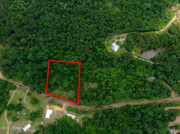 2007 Gallatin Rd, Crystal Springs, MS 39059