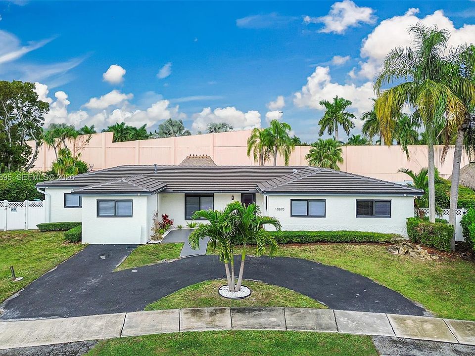 1st image of 10870 SW 106th Ave