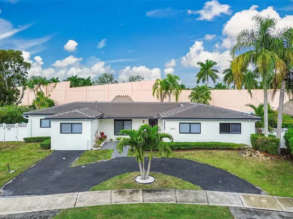 10870 SW 106th Ave, Miami, FL 33176
