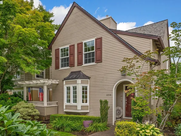 2314 NW Edgewood Pl #38, Portland, OR 97229