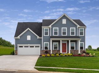9241 Winfield Ln, North Ridgeville, OH 44039